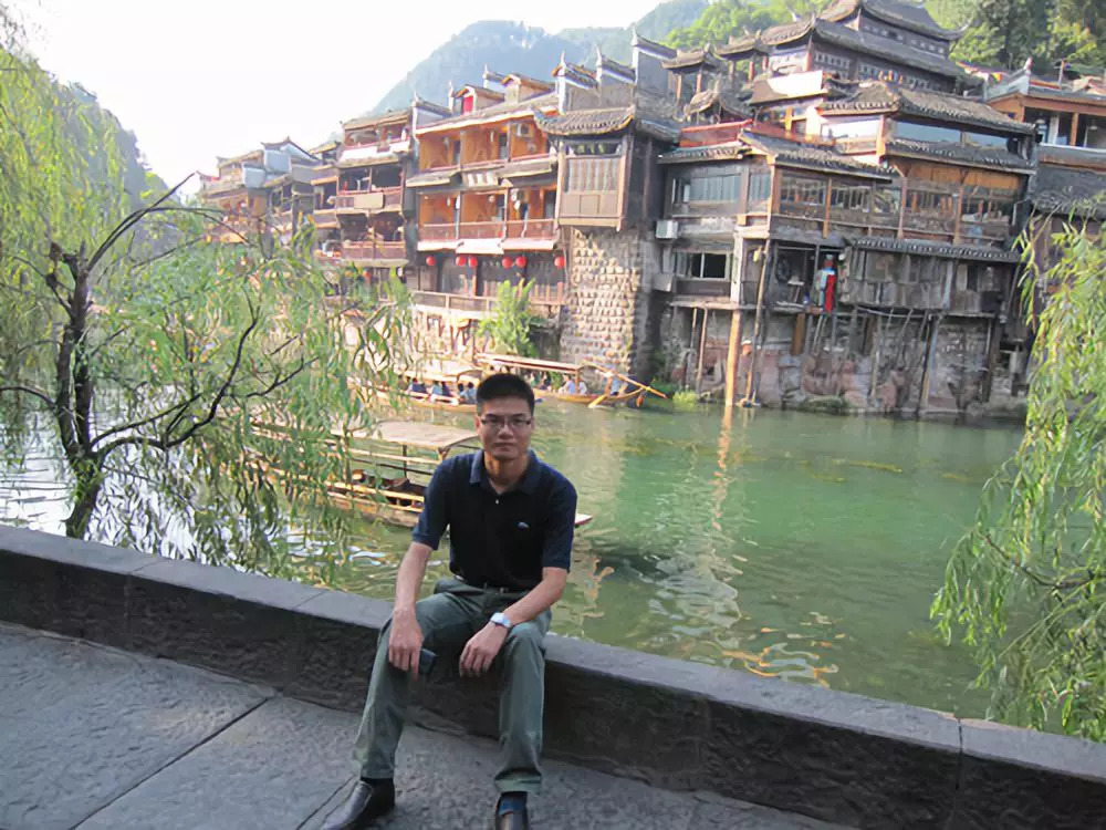 呦萝呦呦叉叉视频素材 竞品通常追求大而全