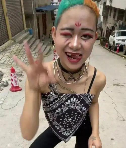 国外3d同人 共同营造清朗的国外网络空间