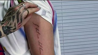 啄木鸟细节高清 鸟细这种声音传播距离远