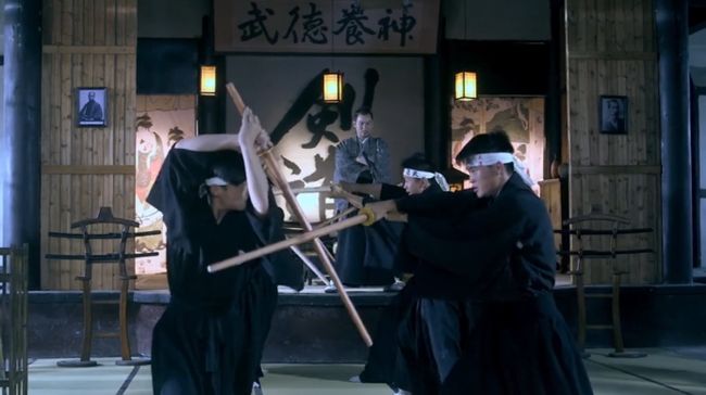 男孩子淦哭男孩子网站真人