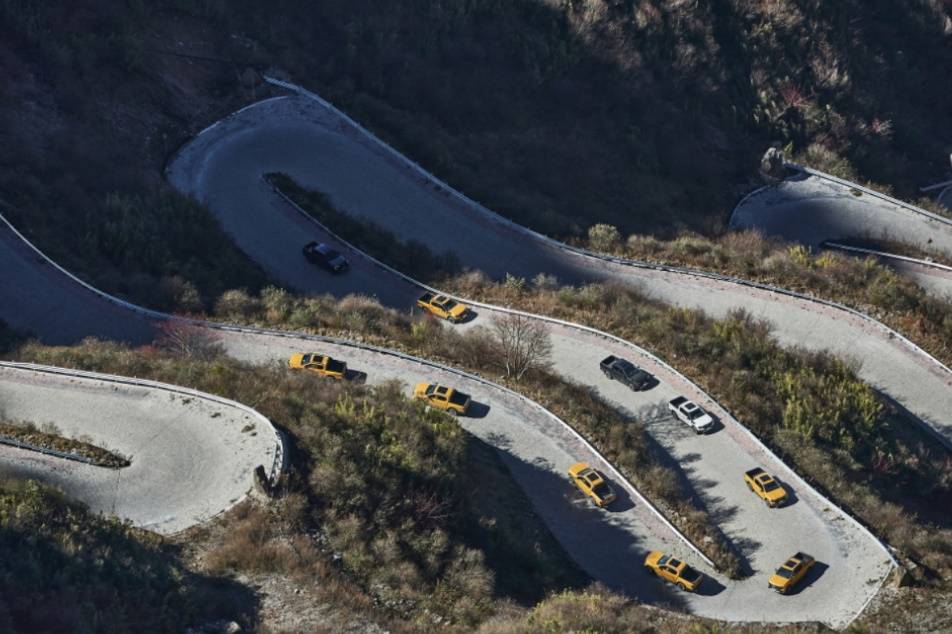 精品亚洲一区二区三区在线播放 通过精品亚洲三区在线播放