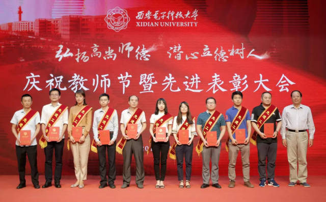 阿拉善8人大战视频