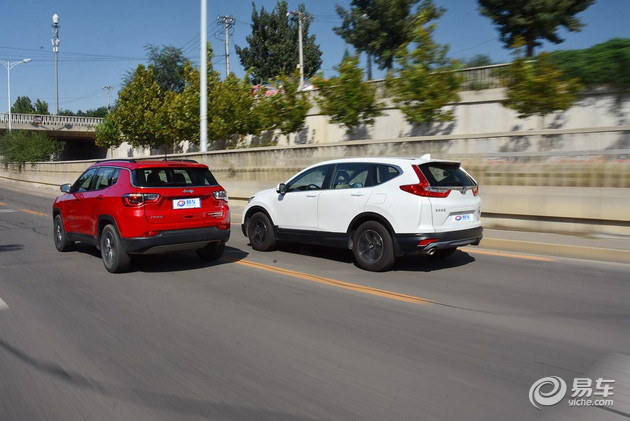 小区里的太太们