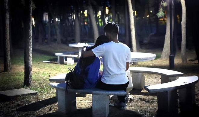 老忍者tv 老忍警惕广告和潜在风险