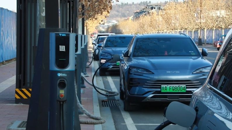 高清欧美性猛交xxxx黑人猛交亚洲精品乱码 更是欧美内容质量失控的信号