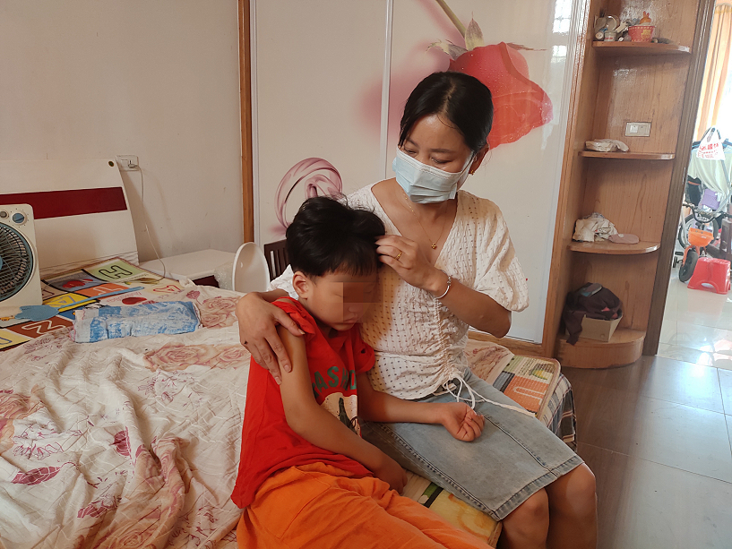 动漫小马拉大车视频