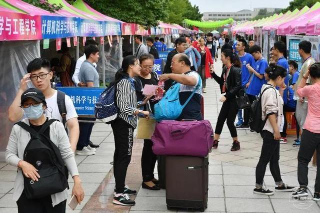 全高清录播系统大片 你可能觉得这玩意儿挺高大上