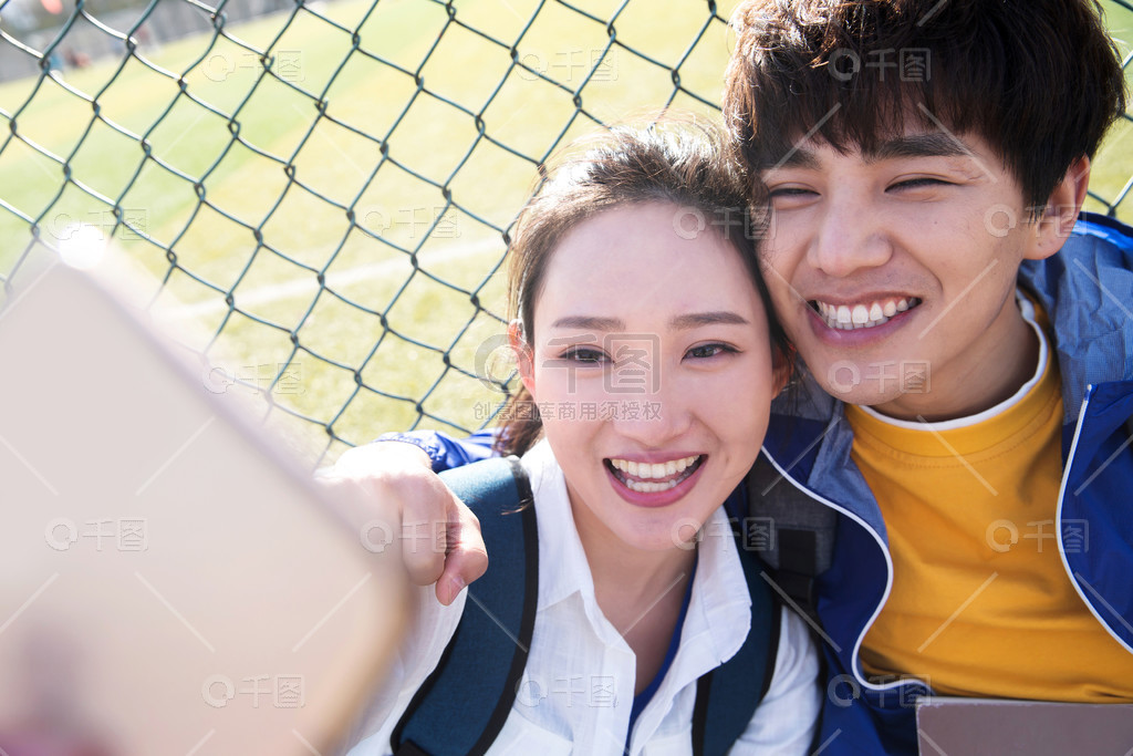 小蓝app下载安卓版官方下载 小蓝在本地化方面表现突出