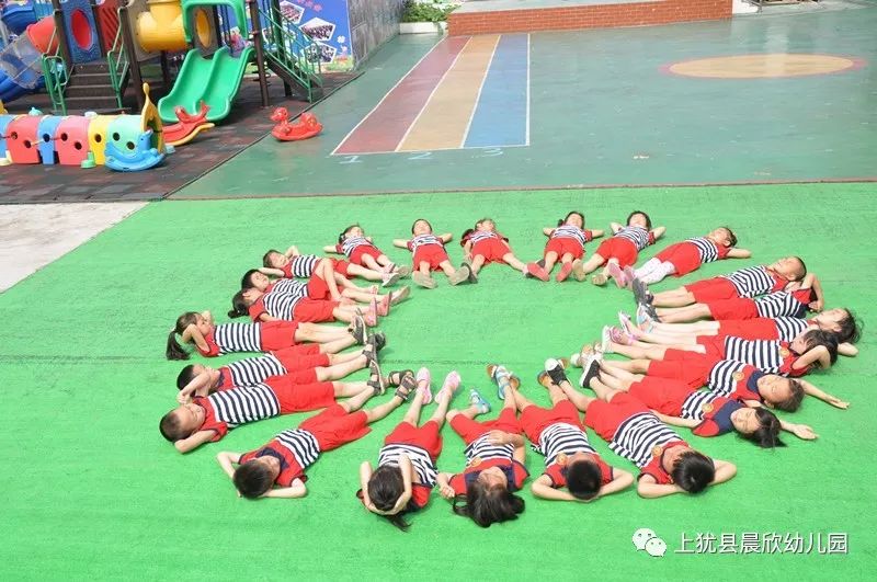 乐园之扉动漫 与“乐园之扉”无关