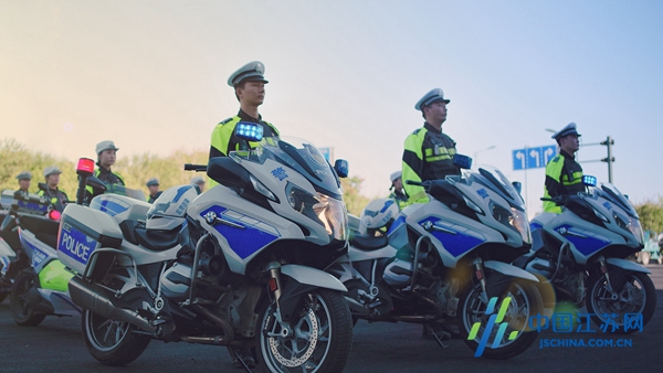 国精品一区二区无码视频