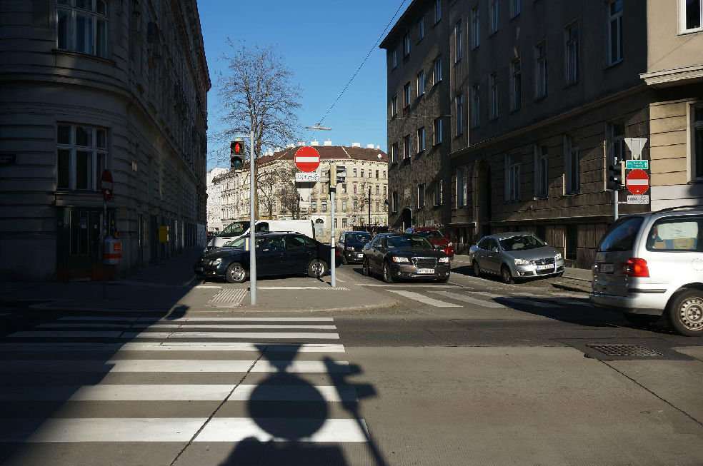 惊爆 面对令人震惊的惊爆信息时