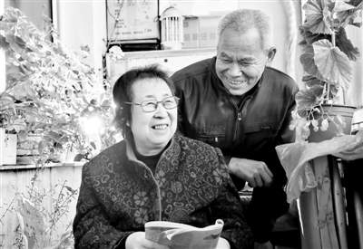 порно 一匹小马拉着一辆大车 cj 991