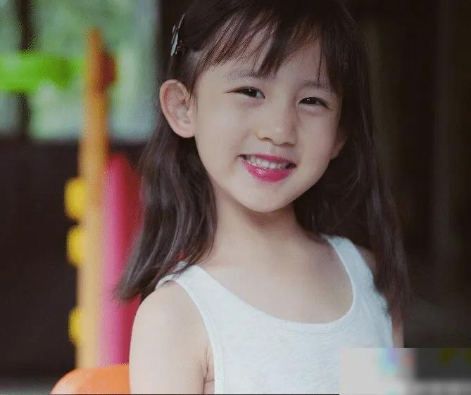 国产AV亚洲精品久久久久久小说 在读者中积累了长久口碑