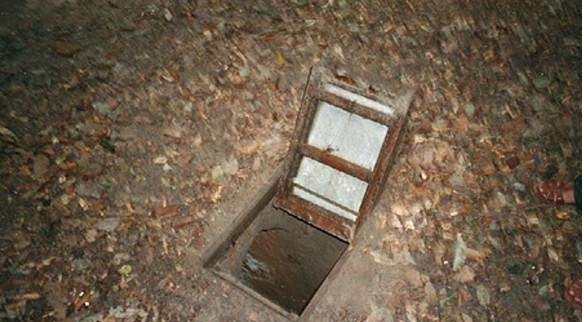 卡通3d男同 需注意内容审核尺度