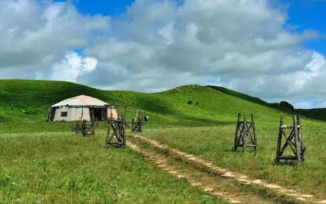 国产日韩精品视频一区二区三区