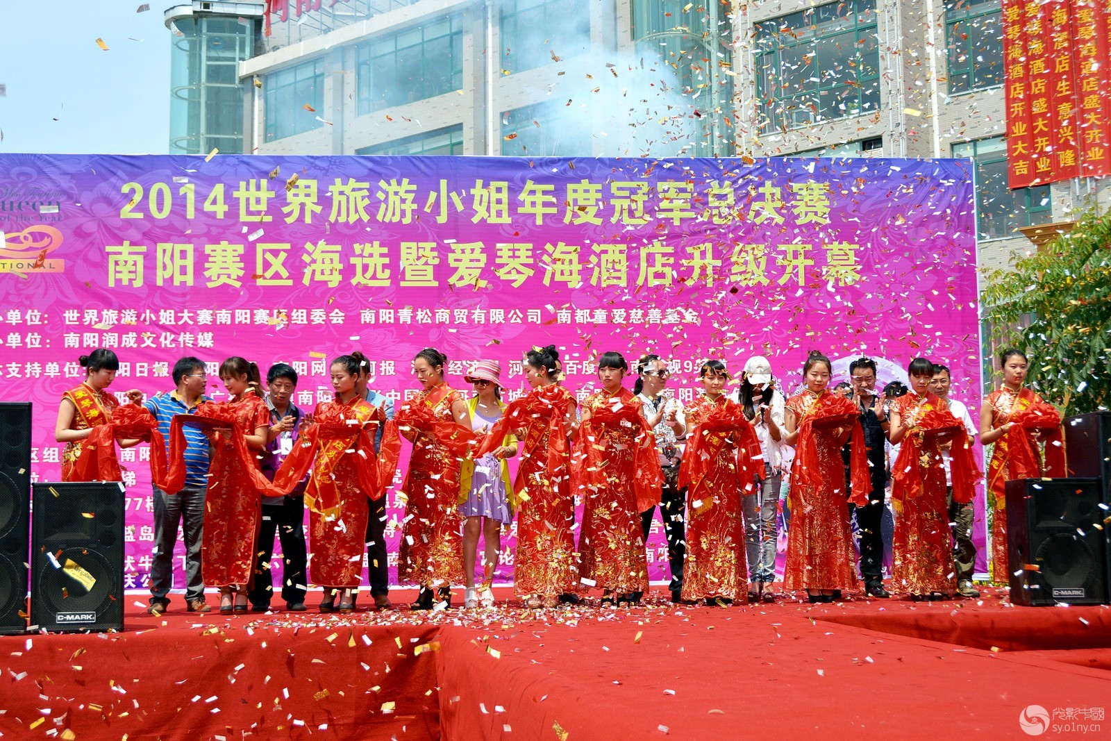 凌晨三点看的片www动漫 你可以完全沉浸在动漫世界里