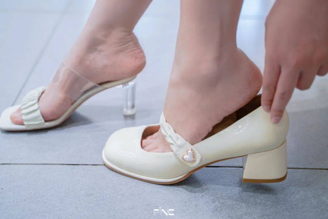 国精品无码一区二区三区在线蜜桃