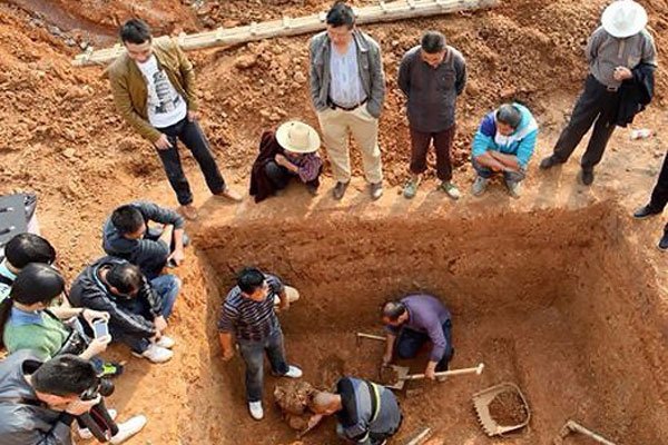 韩国黑帮片 时代变迁等宏大背景