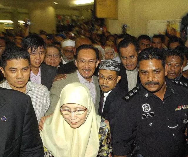 小蓝视频破解金币,无限观看