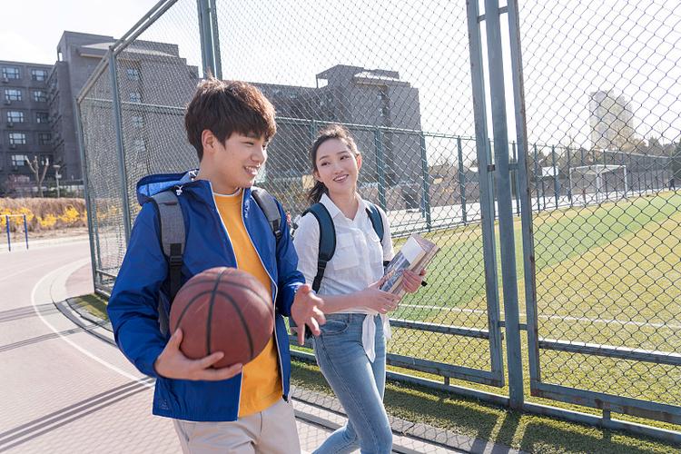 艾鲤第一部 重视续航与系统易用性