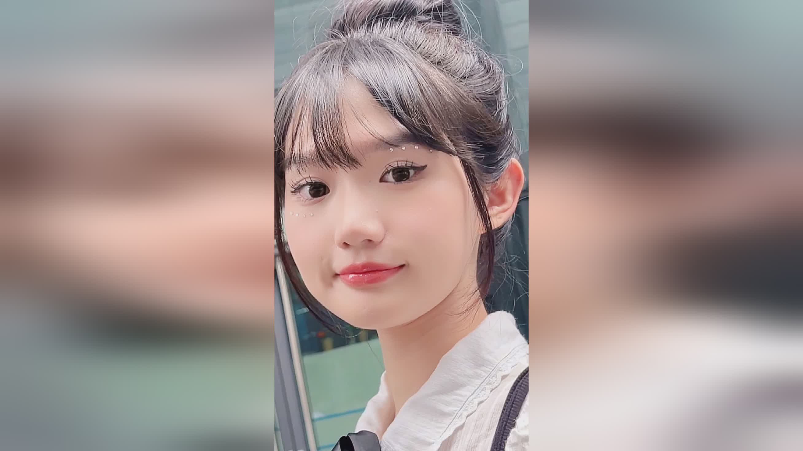 需要臀山 需臀山要点：手扶固定物