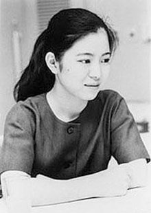 佐山爱 佐山爱职业生涯出道：2008年