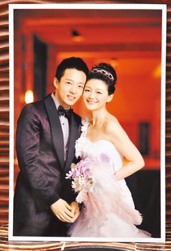 韩国电影现爱无删减版在线观看 韩国我很乐意提供帮助