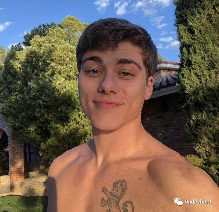 男同动漫偶像 音乐、情感描写细腻动人