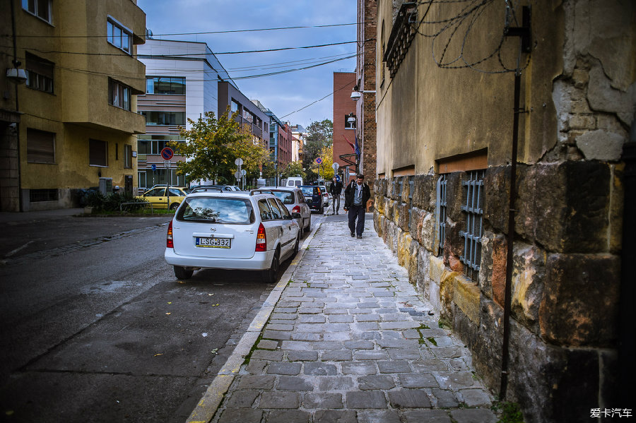 里番动漫3d 中性的动漫相关信息框架