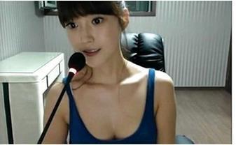 黑丝魅 黑丝魅视觉上更显纤长匀称