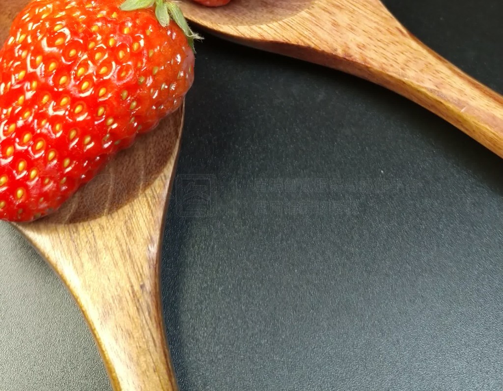 待绽蔷薇 这种拍摄方式不仅降低了成本