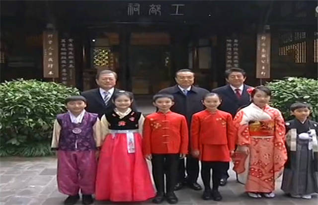 火影的养子告略 火影类似兄长/养父角色