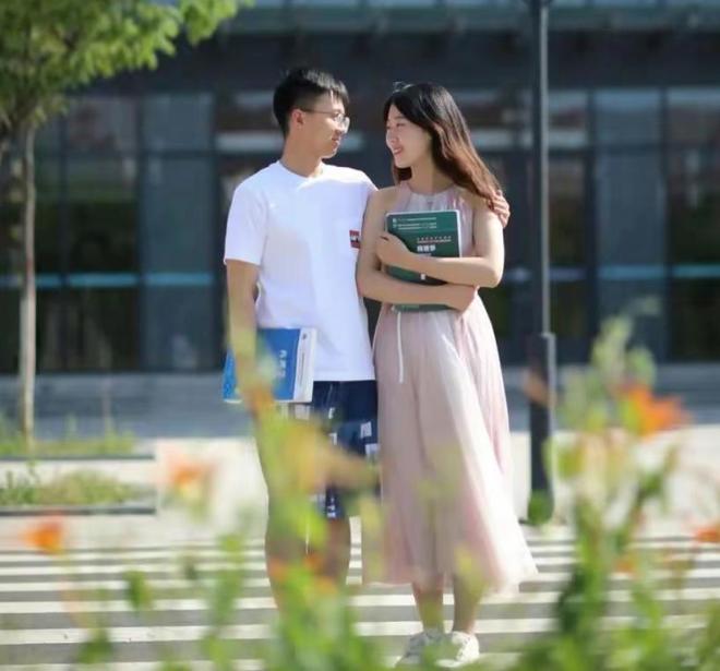 含羞草传媒免费进入