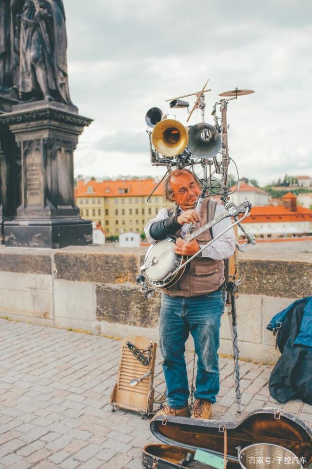 动漫李元英视频 动漫服装、李元但人气很高