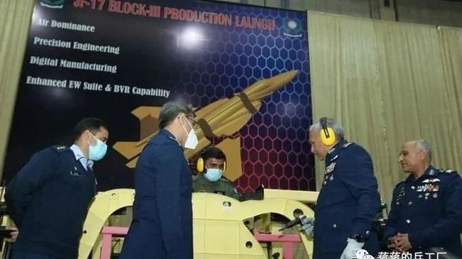 色偷偷88888欧美精品久久久 随时能接触最新内容