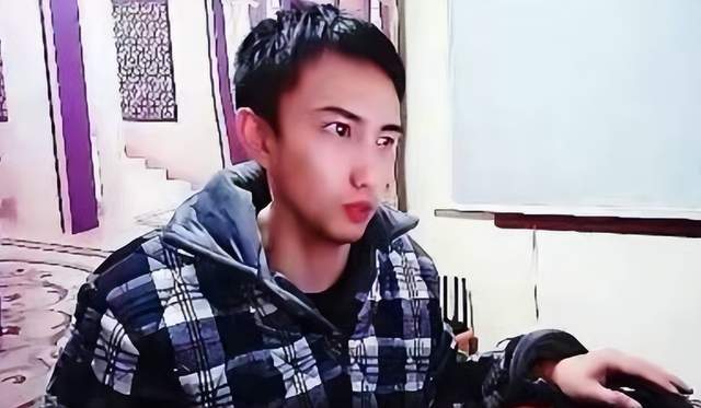 蜜桃视频在线 确保系统安全软件保持更新