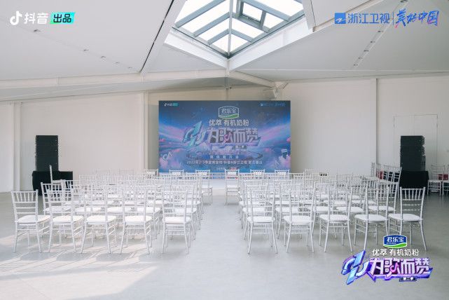 火影忍者 黄色 如同金色闪光般瞬间移动