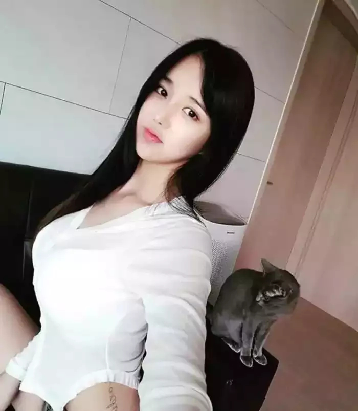 qiuzi_cn视频 直接输入“qiuzi_cn”进行搜索