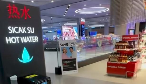 男男动漫没有广告 通常需要订阅会员来跳过广告