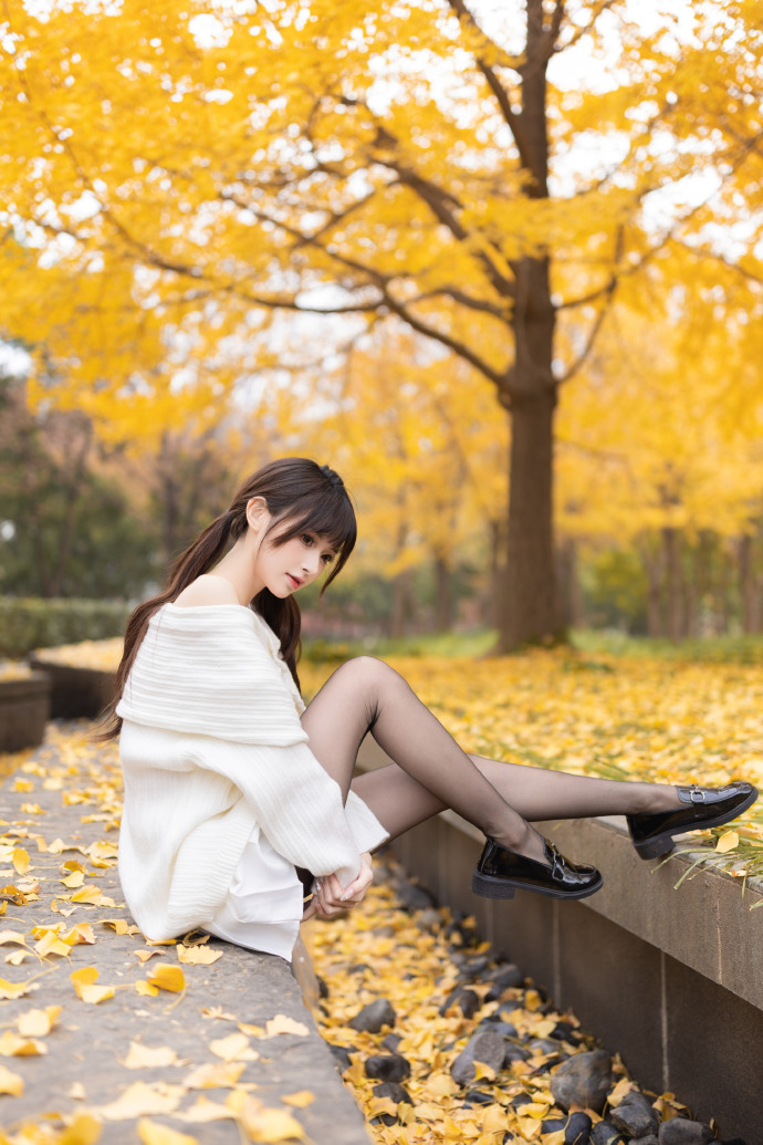 今日大瓜每日大赛往期内容 其风格更贴近网络原生文化