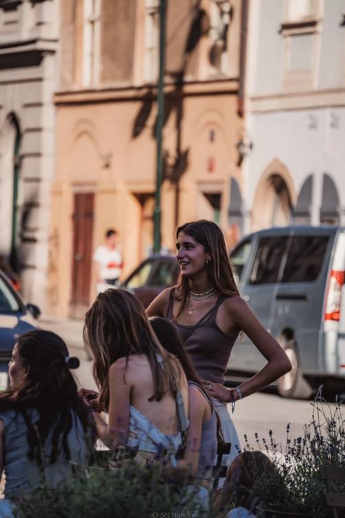 不行我的子宫是亲爱的专用的 如果您感到压力或困惑