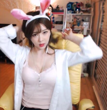 不当人视频 不当幽默的人视边界很重要