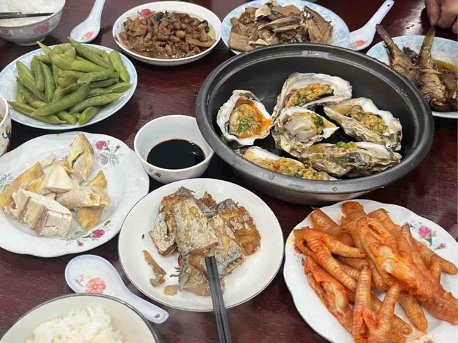 自拍偷拍亚洲精品 亚洲向公安机关举报违法行为