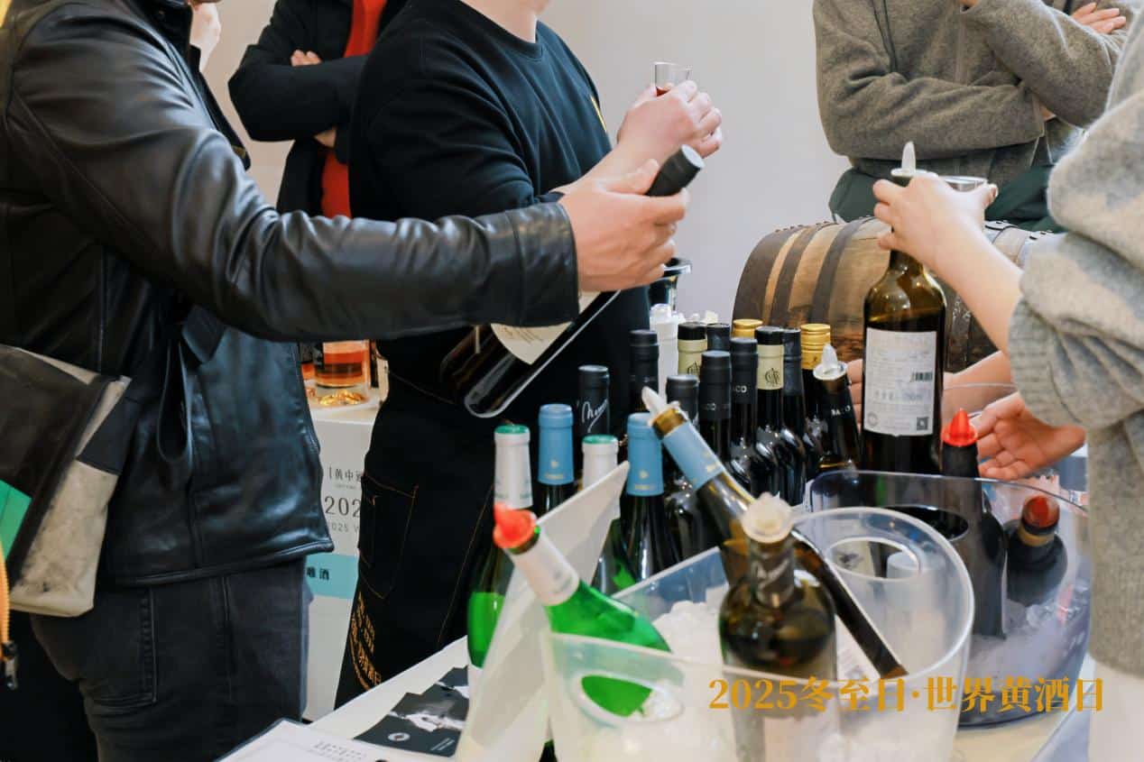 精品卡1卡二卡三卡乱码