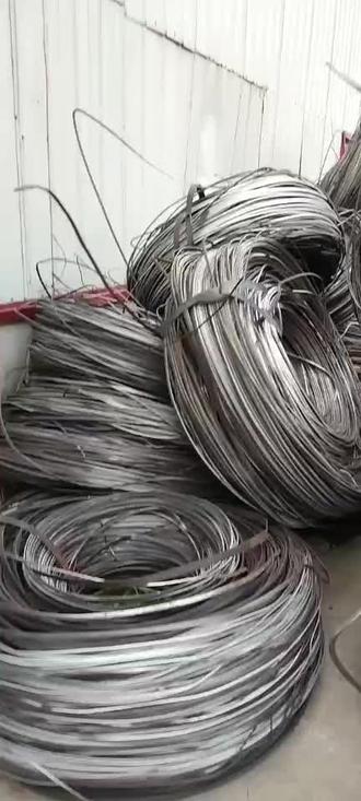 乌鸦传媒入口 视频平台等）进行对比