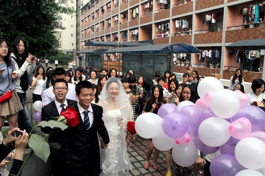 未成年人色情内容