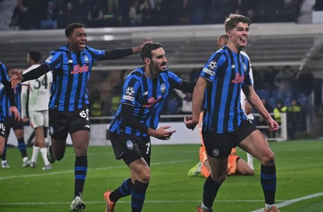 港漫同人 张力分镜：拆解经典打斗场面